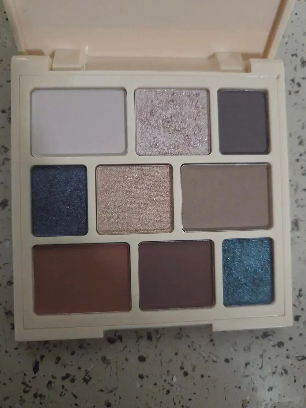 Cinta London Eyeshadow Palette Living The Eye Life